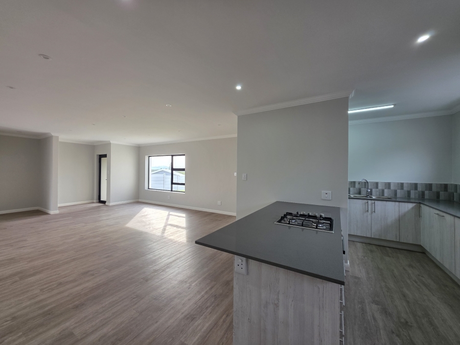 3 Bedroom Property for Sale in Paradise Beach Eastern Cape